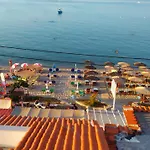 Del Soll Apartahotel